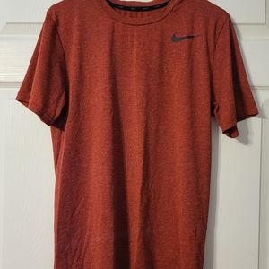 Men's athletic Nike Dry-Fit T-shirt